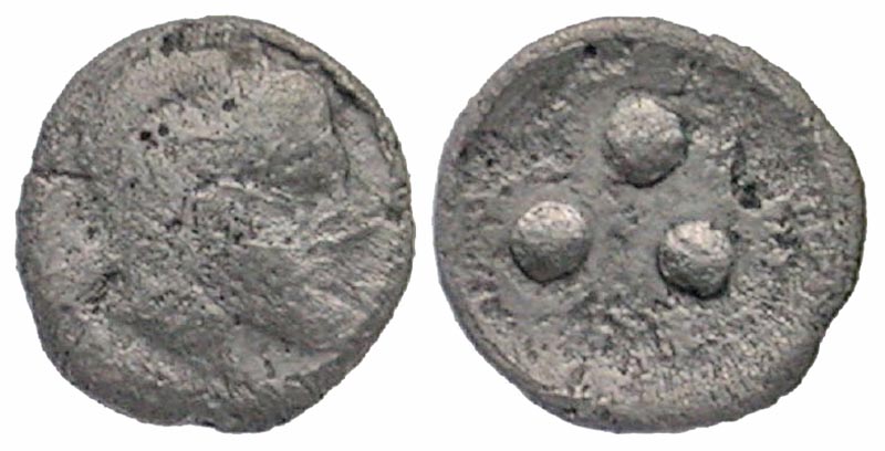 Sicily, Himera. Ca. 425-410 B.C. AE trionkion. Very rare. 